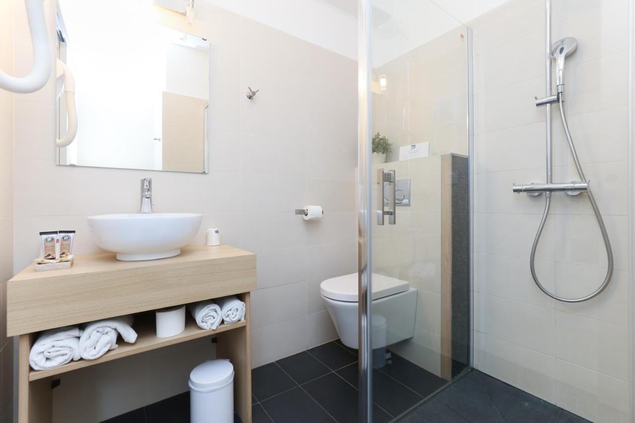 Hotel Mediterranee Коллиур Экстерьер фото